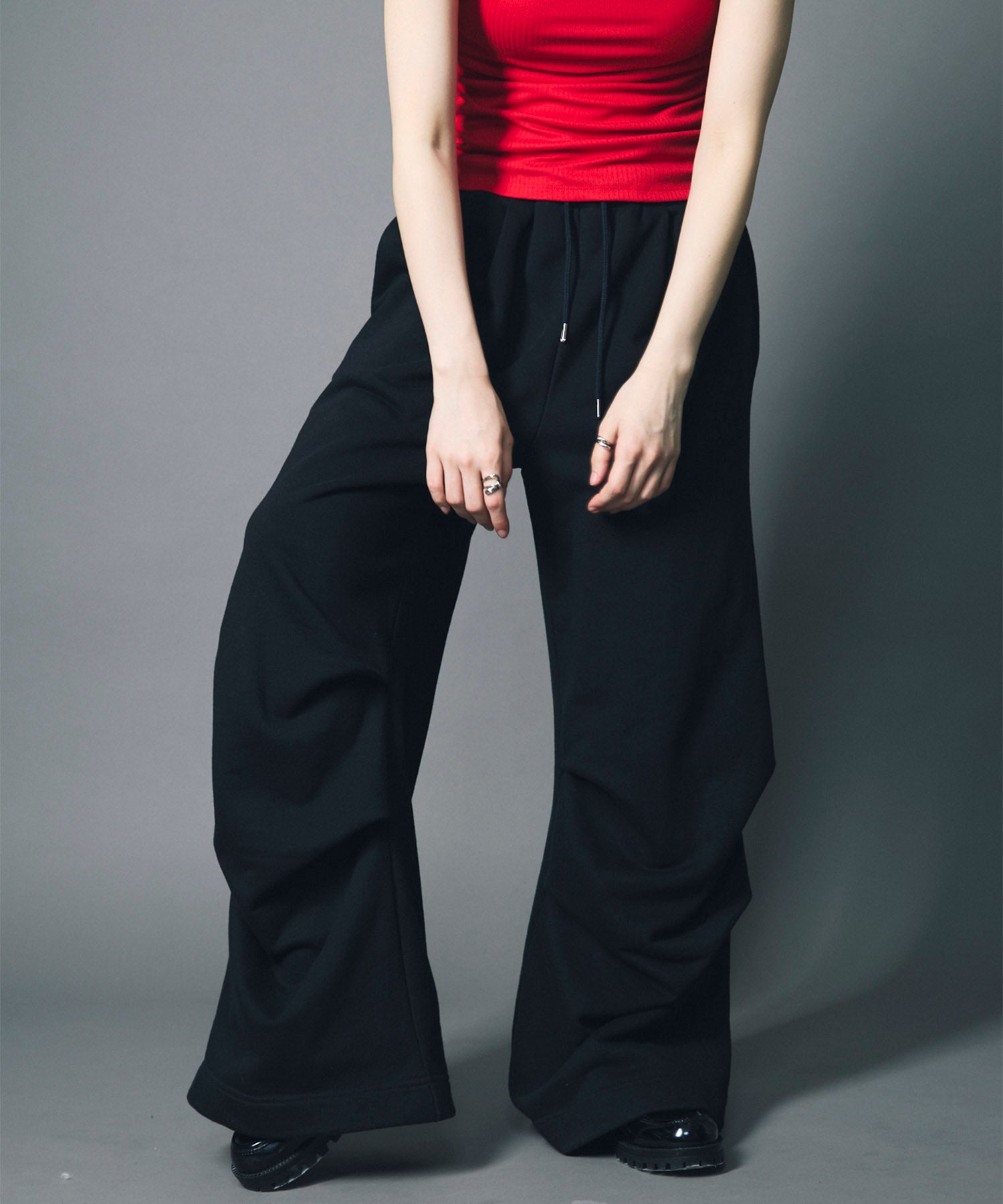 led.tokyo レッドトーキョー/21AW/バックスリットパンツ/36 TUCK SWEAT PANTS / BLACK / GRAY – led-tokyo│レッドトーキョー