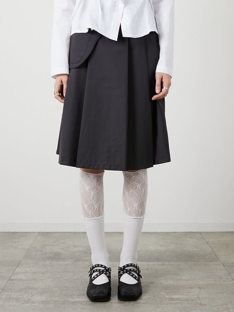 POCKET PLEATS SKIRT / CHARCOAL GRAY
