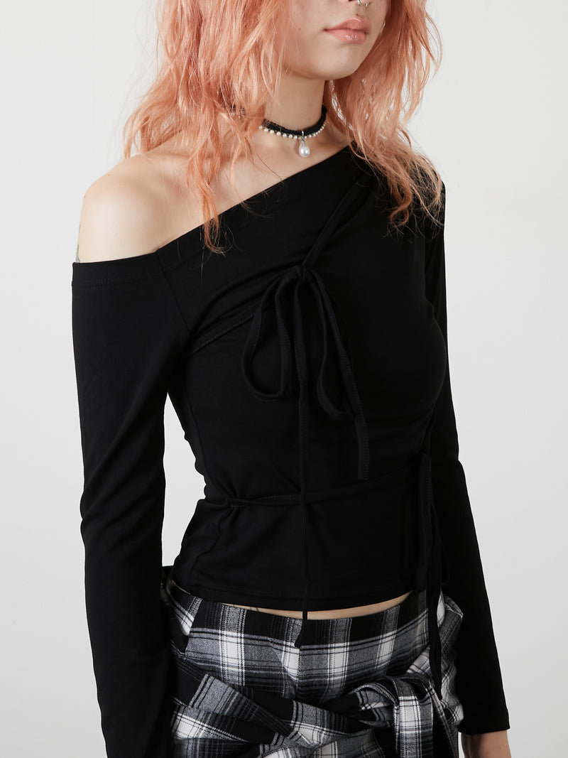 ONE SHOULDER RIBBON TOPS / BLACK