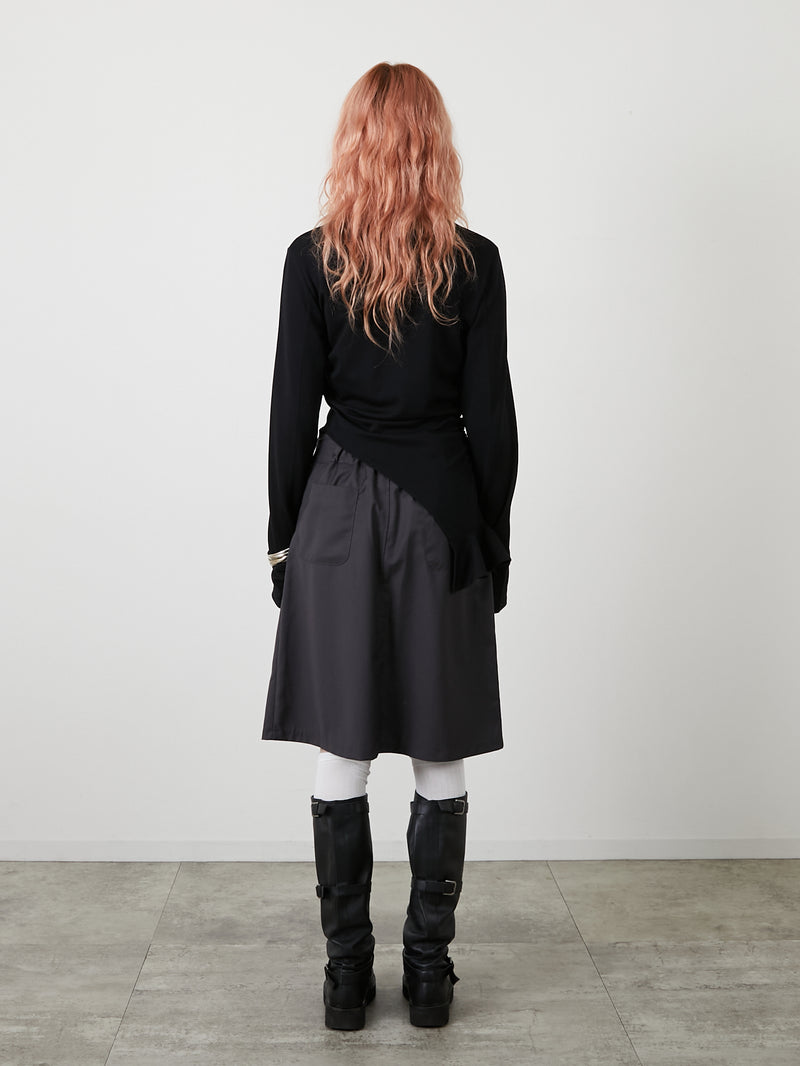 ASYMMETRY FRILL TOPS / BLACK