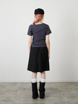 POCKET PLEATS SKIRT / BLACK