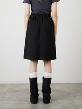 POCKET PLEATS SKIRT / BLACK