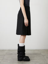 POCKET PLEATS SKIRT / BLACK