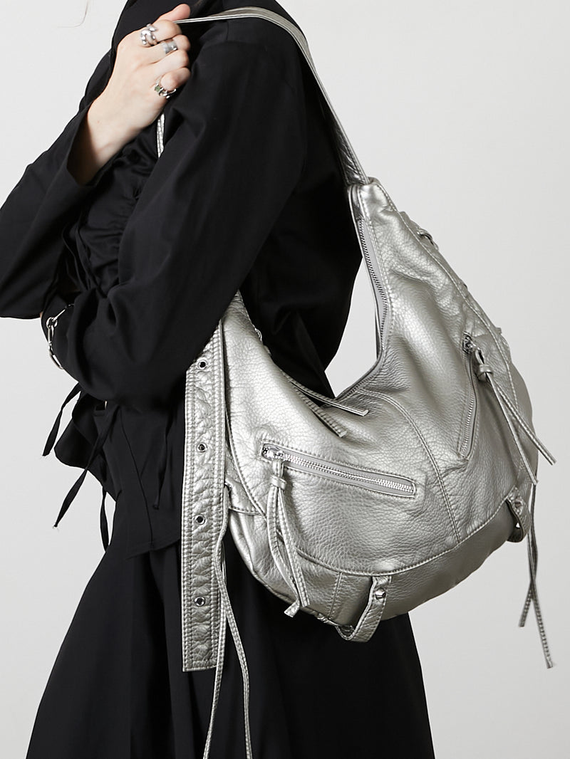 EYELET HAND BAG / SILVER
