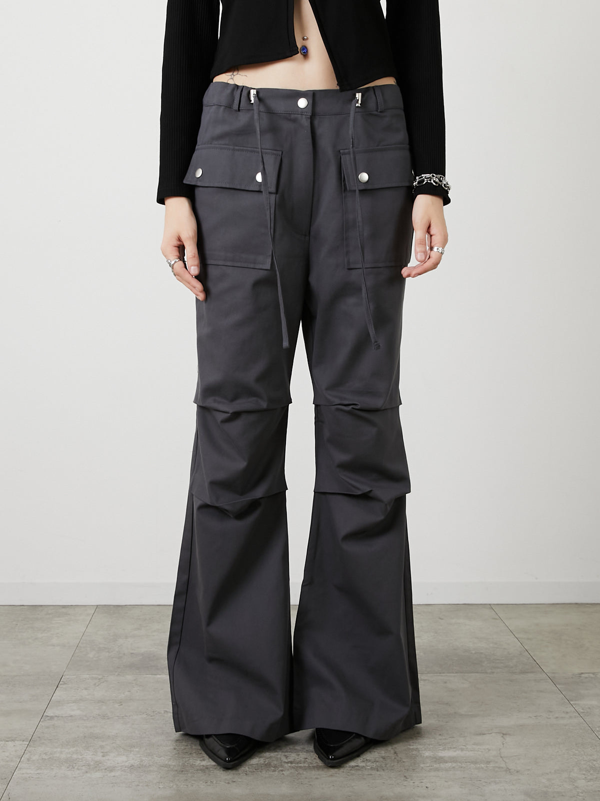 パンツ led.tokyo  2WAY LLIC CARGO PANTS led.tokyo パンツ 「led.tokyo」LAYERED TUCK PANTS/レイヤード