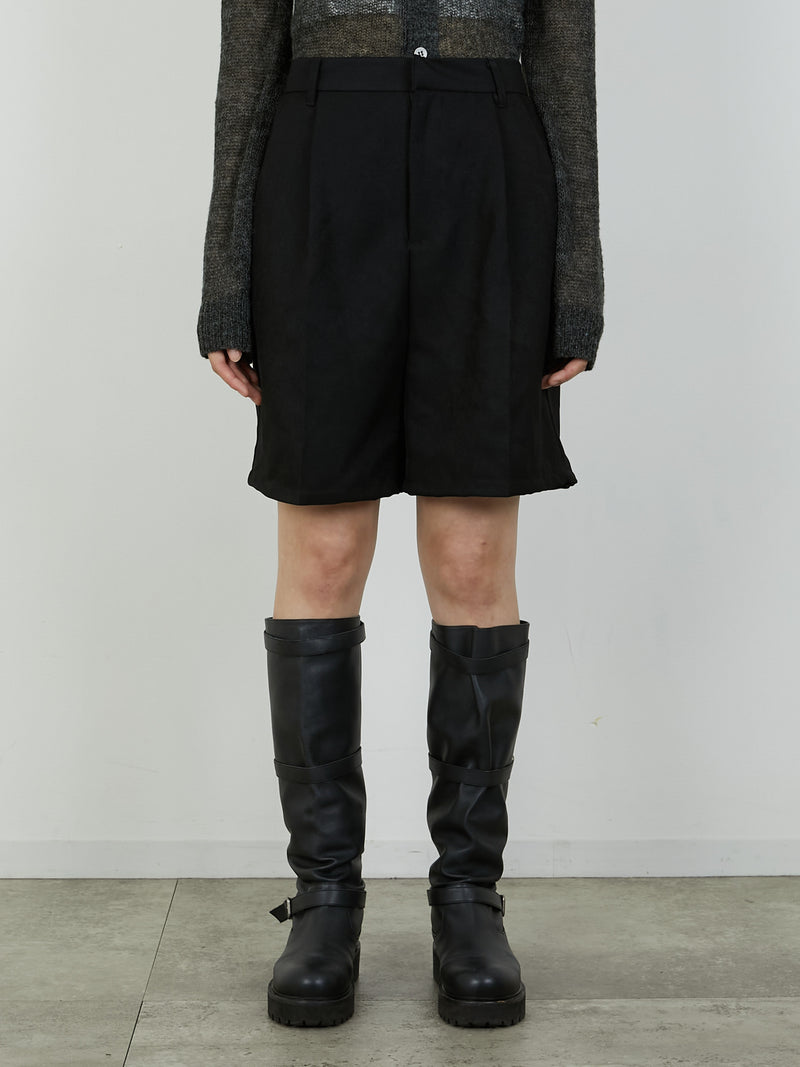 【Heart by led.】TUCK SHORT PANTS / BLACK