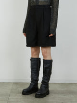【Heart by led.】TUCK SHORT PANTS / BLACK