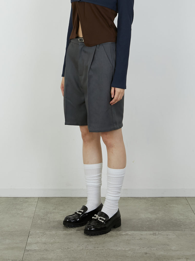 【Heart by led.】TUCK SHORT PANTS / CHARCOAL GRAY