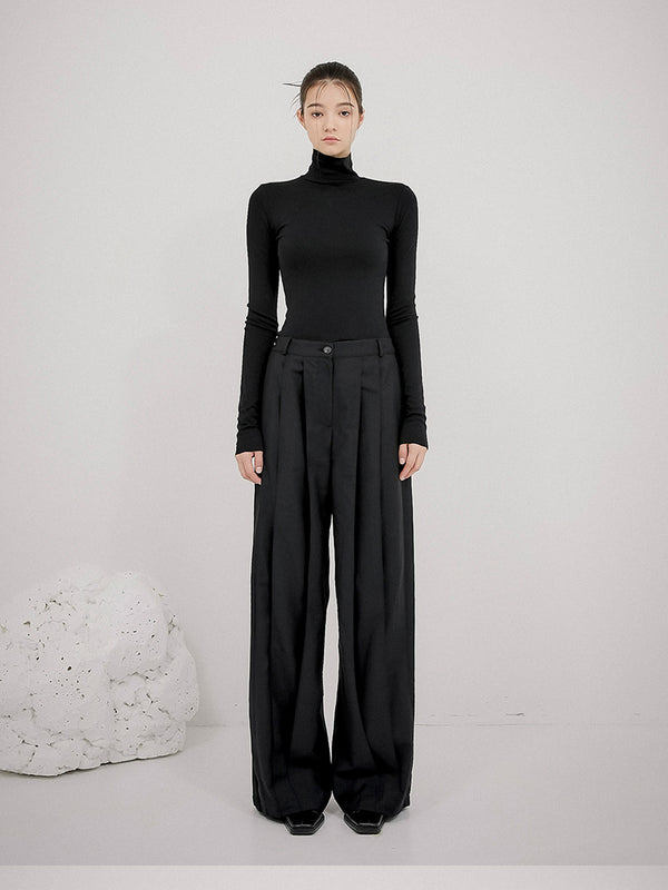 3.Pin-tuck Wide Pants