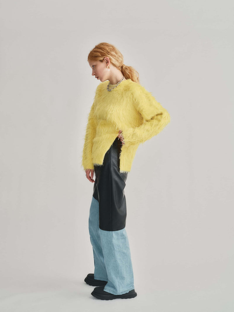 SHAGGY FRONT SLIT TOPS / YELLOW