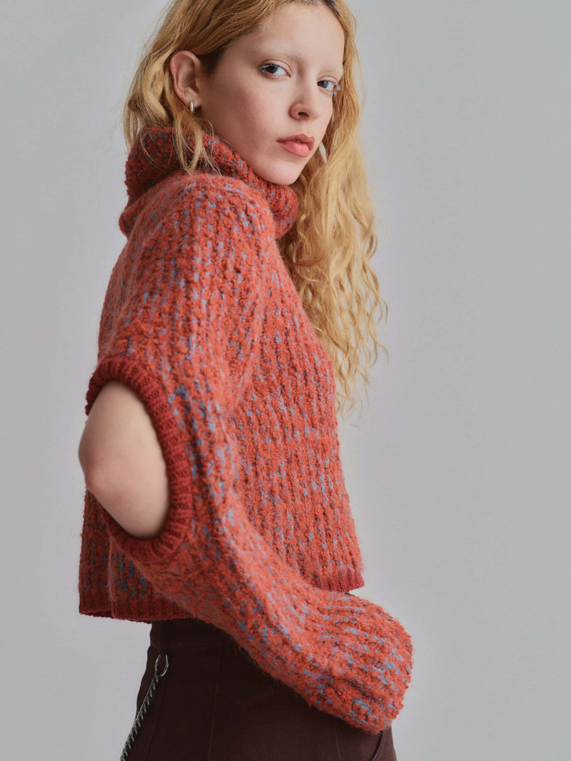 ELBOW HOLE BOUCLE KNIT / RED