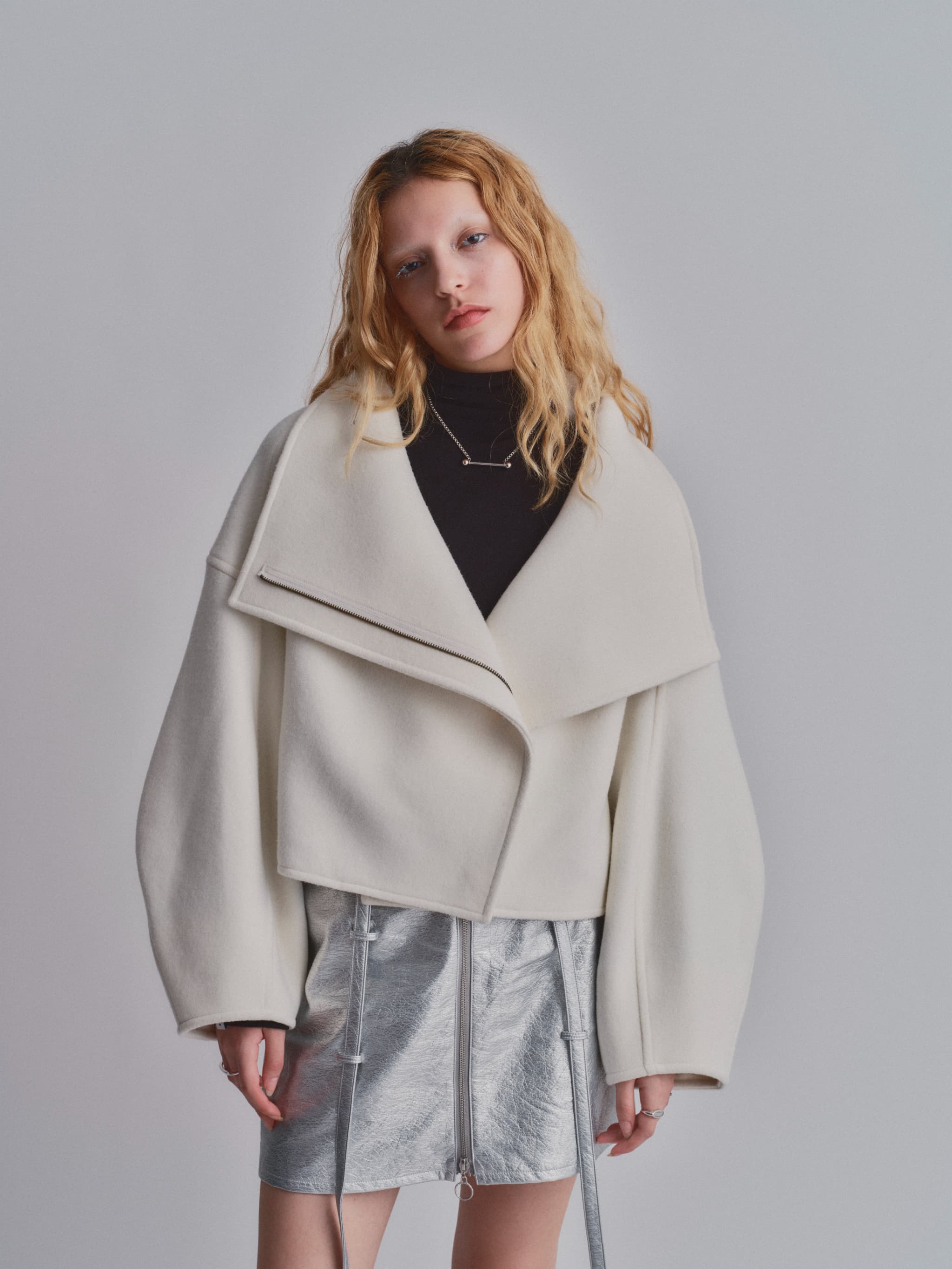 HIGH NECK WOOL SHORT COAT / WHITE – led-tokyo│レッドトーキョー - 23AW