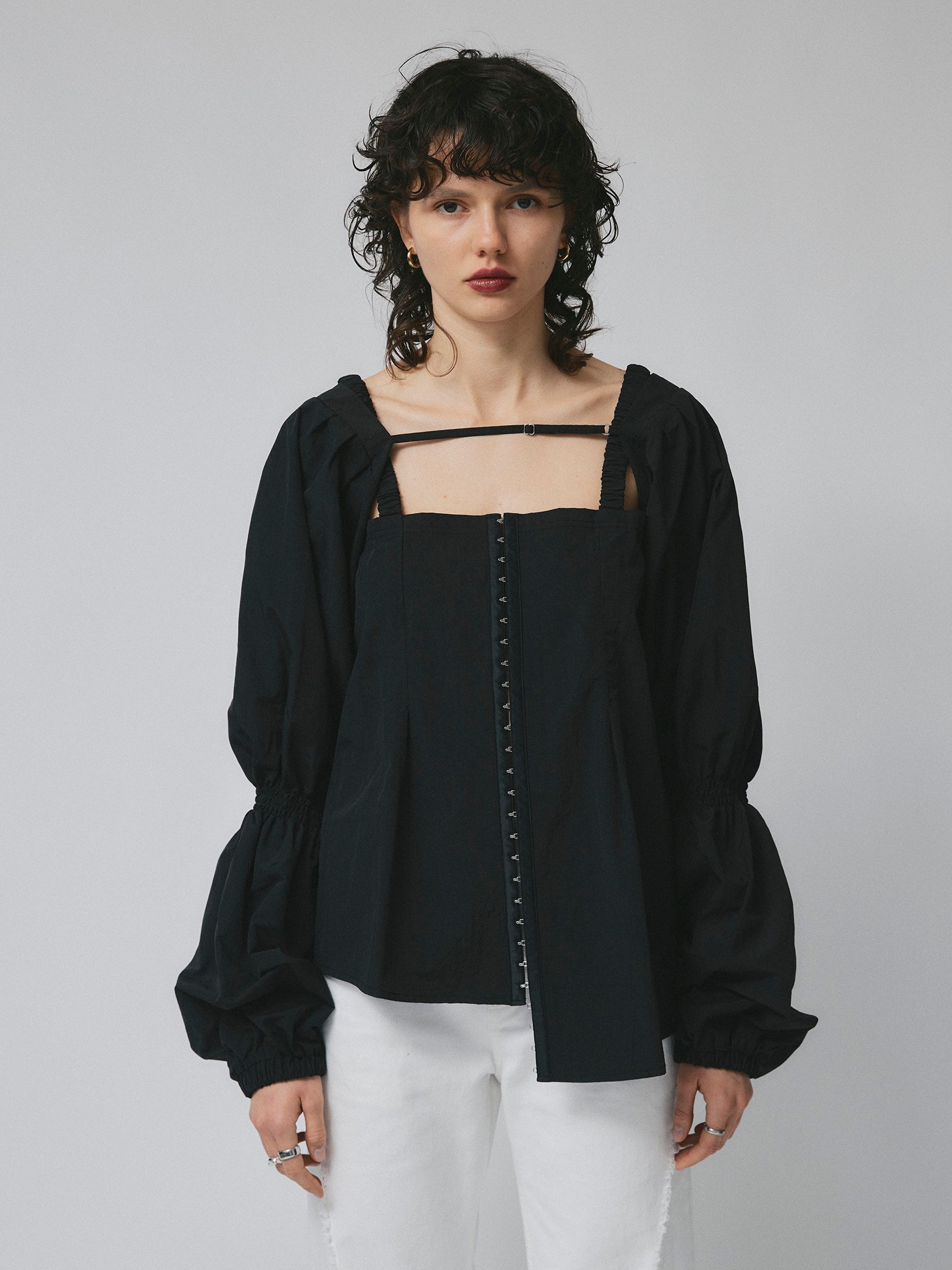 2WAY SLEEVE DESIGN BLOUSE / BLACK – led-tokyo│レッドトーキョー - 23AW