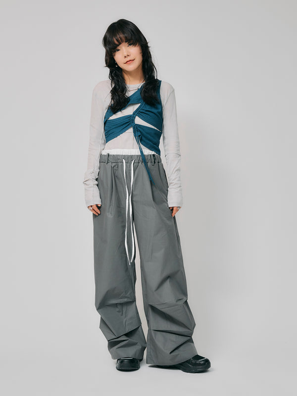 LAYERED TUCK PANTS / GRAY