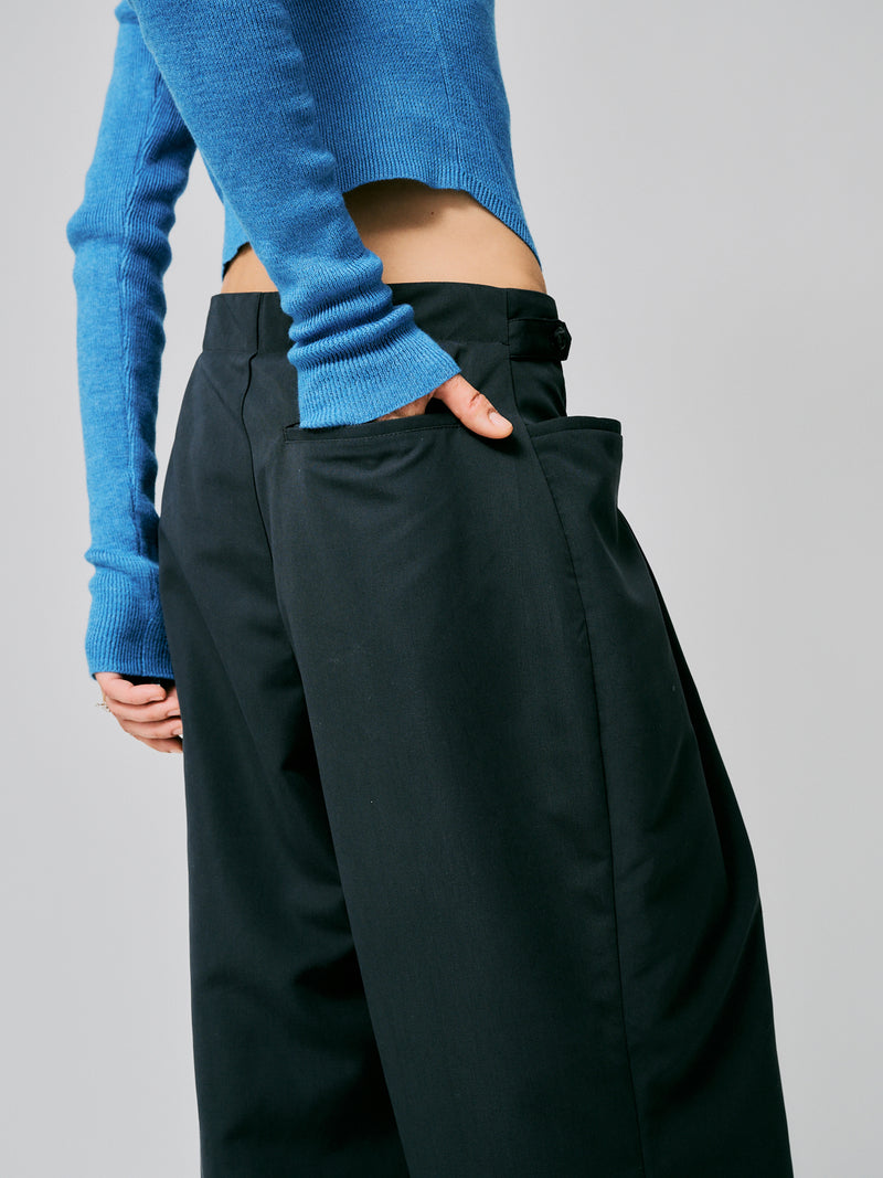 TUCK WIDE PANTS