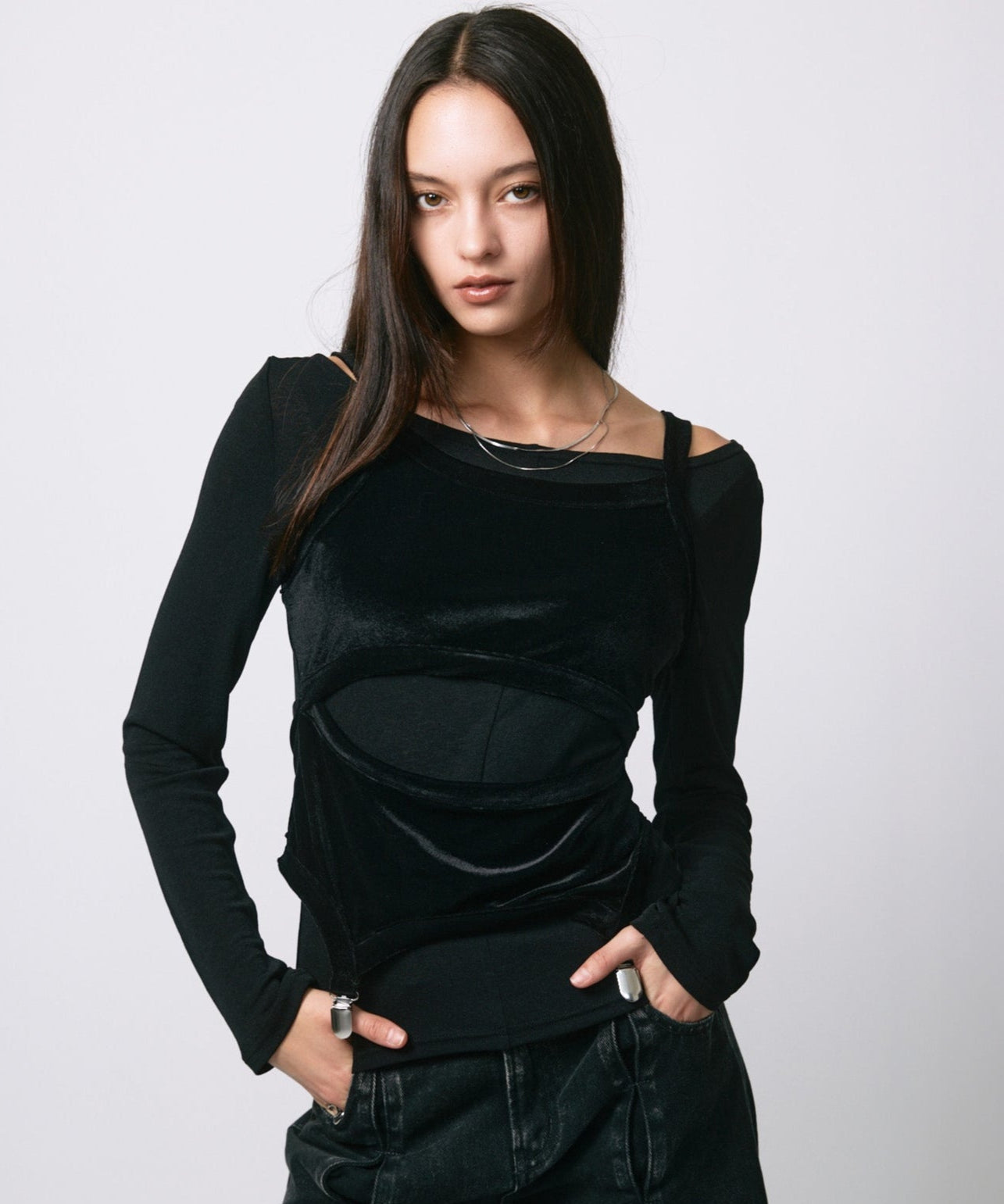 LAYRED TANK SELEEVE / BLACK