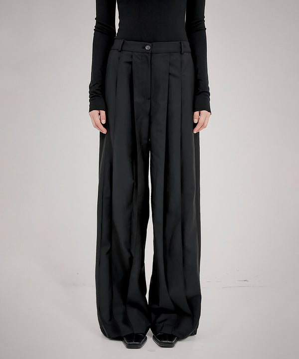 3.Pin-tuck Wide Pants