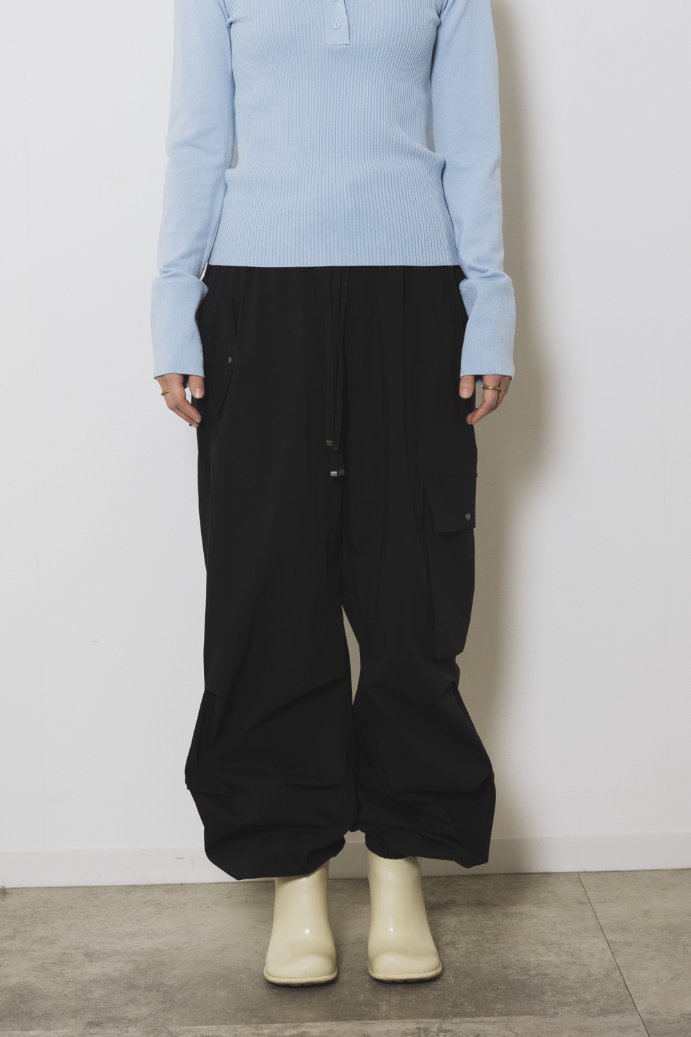 芸能人愛用 led.tokyo LIGHT LOOSE CARGO PANTS / BLUE レディース